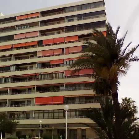 Nogalera Bloque 4 公寓 *